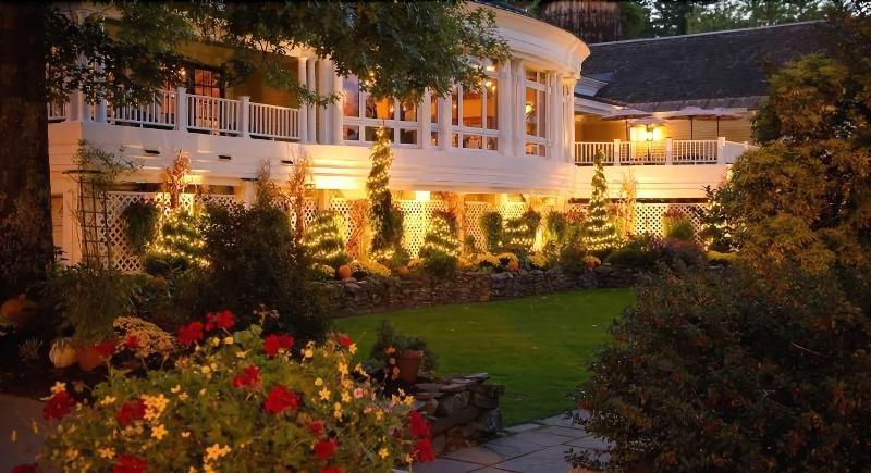 Bedford Village Inn Dış mekan fotoğraf